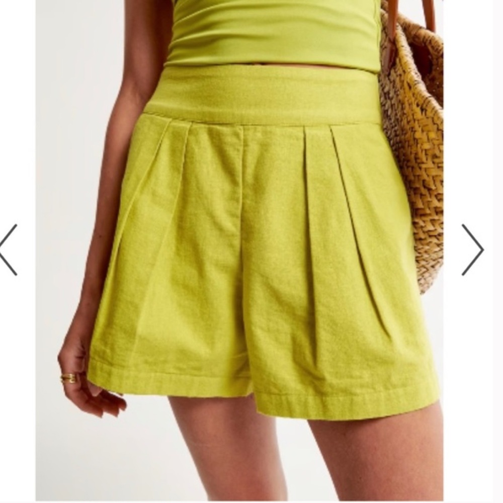 Women's Lime Green Pleated Shorts